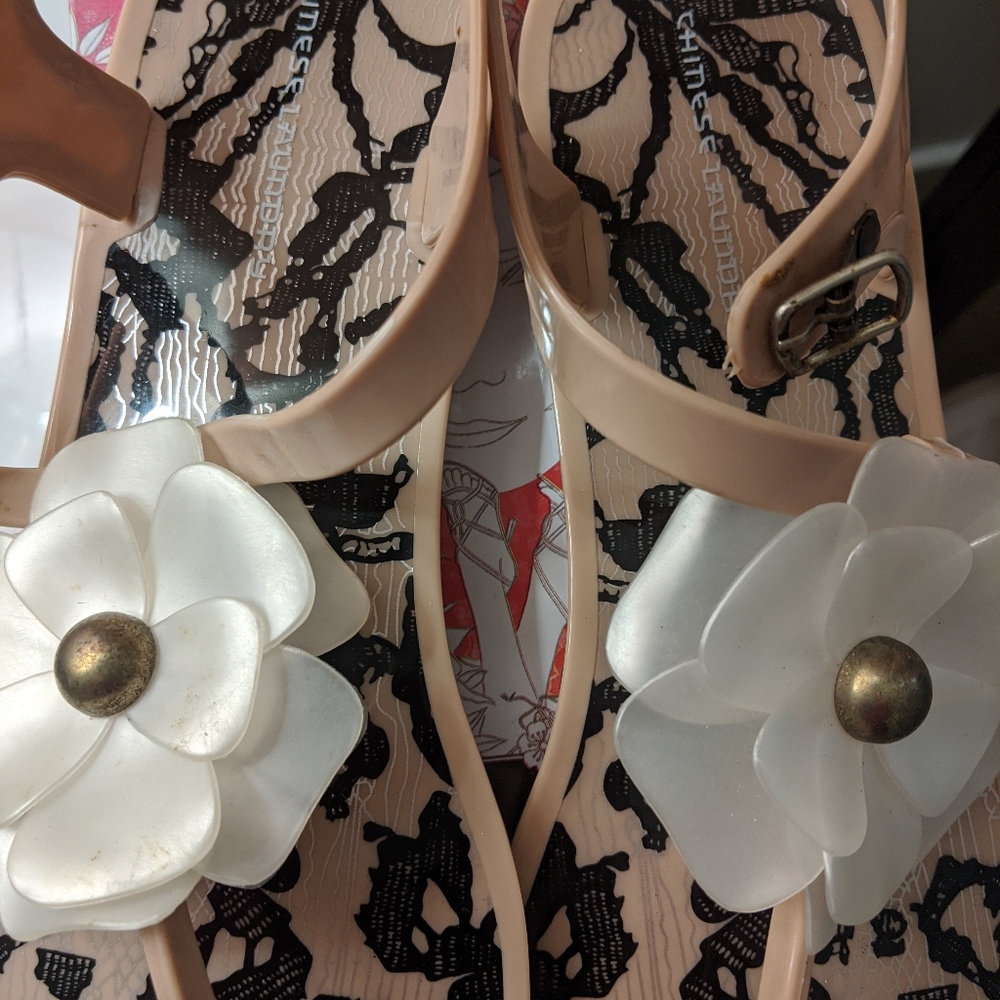 Sandals - Picture 2 of 11